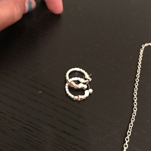 Jewelry set! - Picture 2 of 3